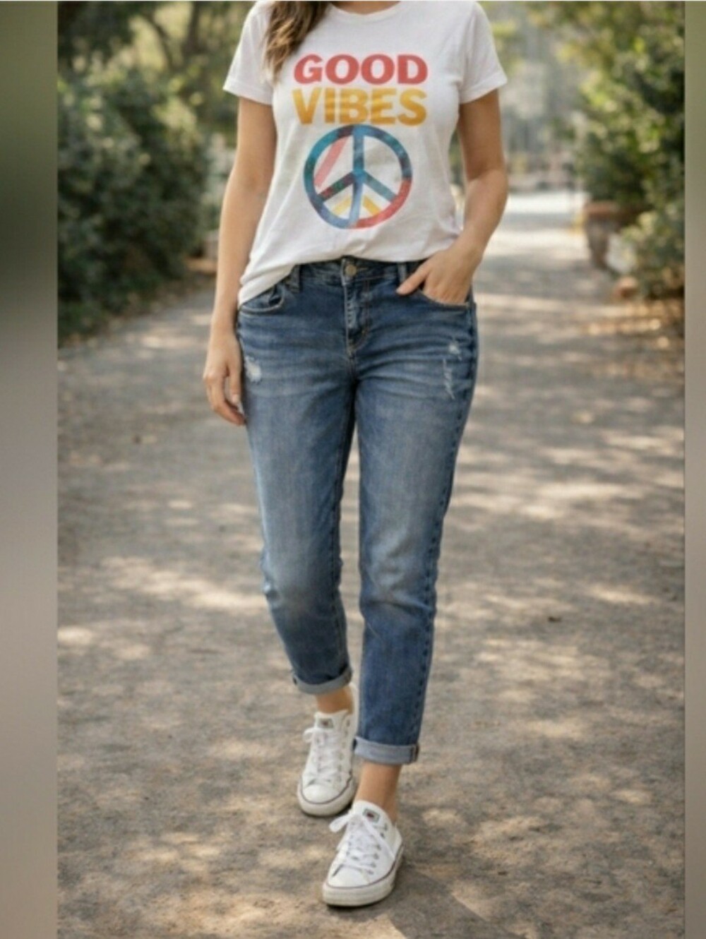 Silver Jeans Girlfriend Classic Stretch Distressed Blue jeans Size 34x27 NWT